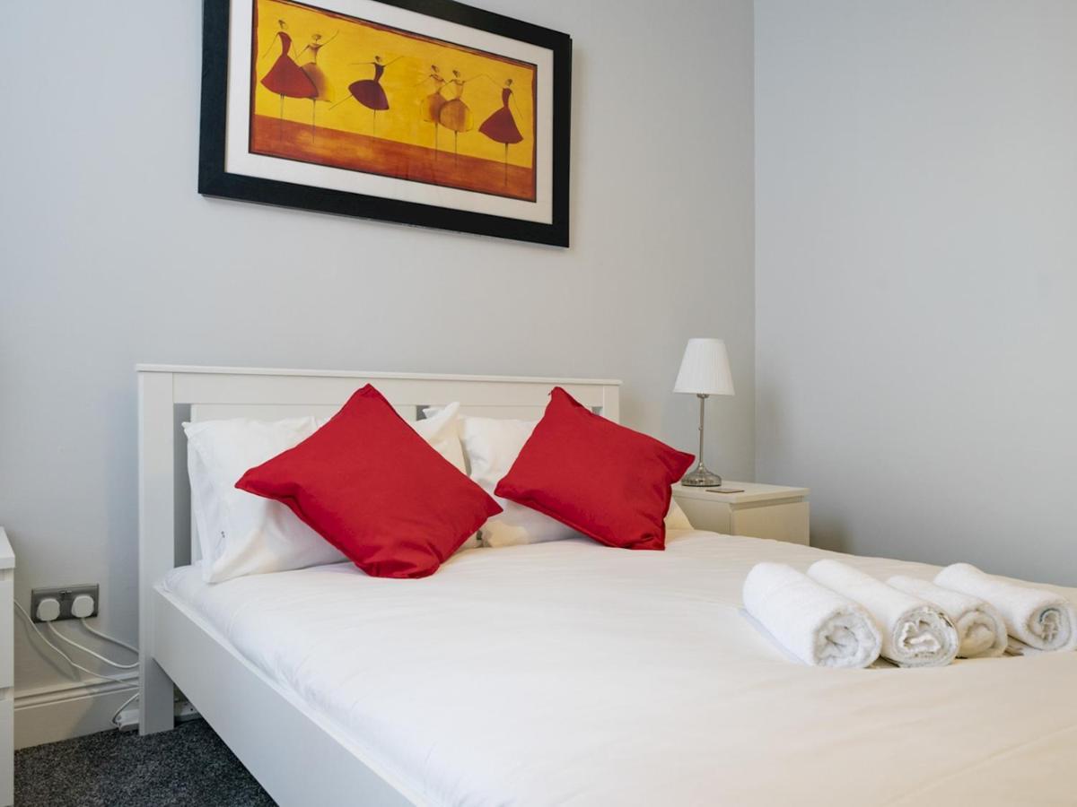 Pass The Keys Pristine 1br Apt Queens Uni Walk Everywhere *