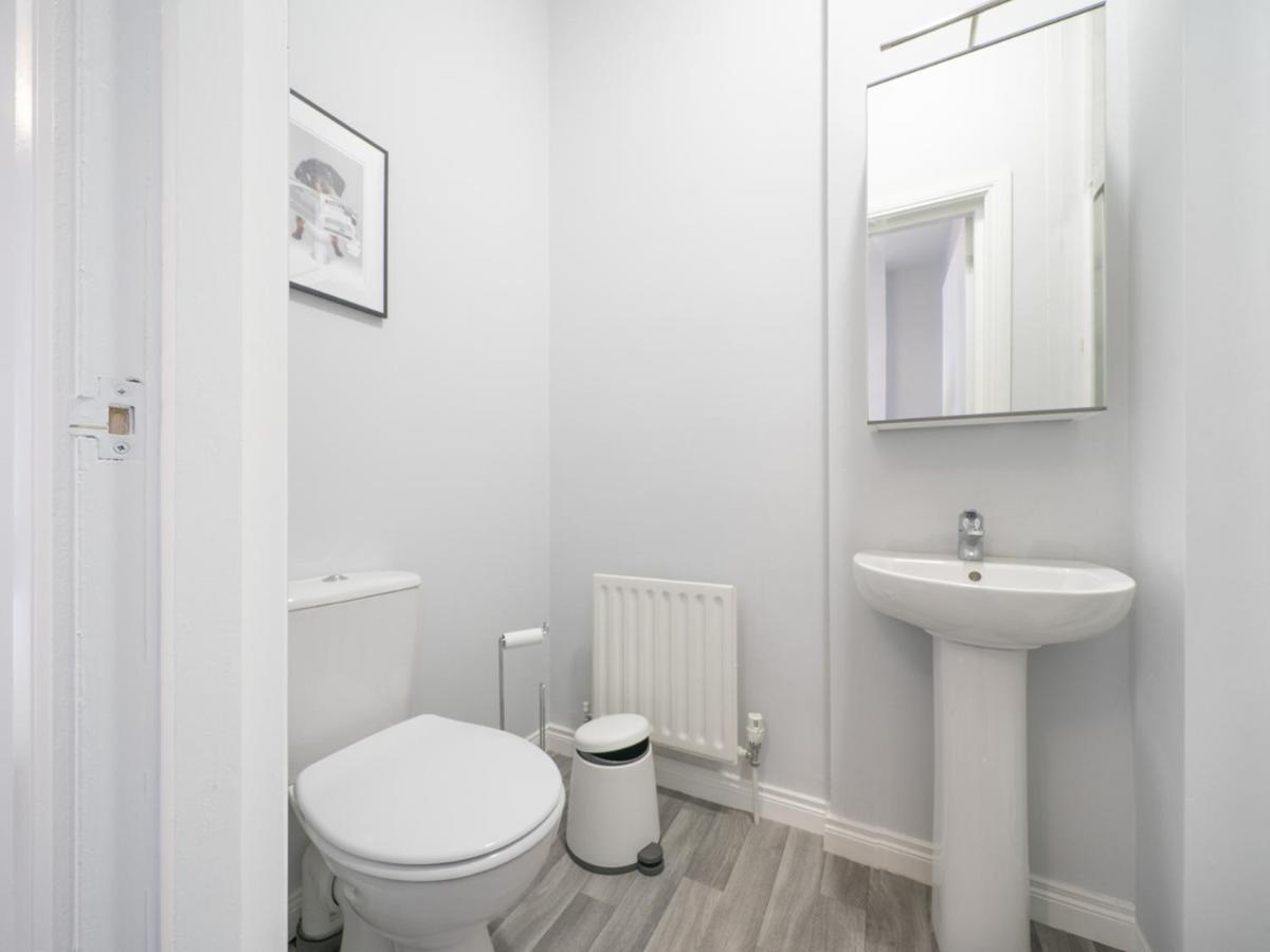 Apartment Pass The Keys Pristine 1br Apt Queens Uni Walk Everywhere Belfast